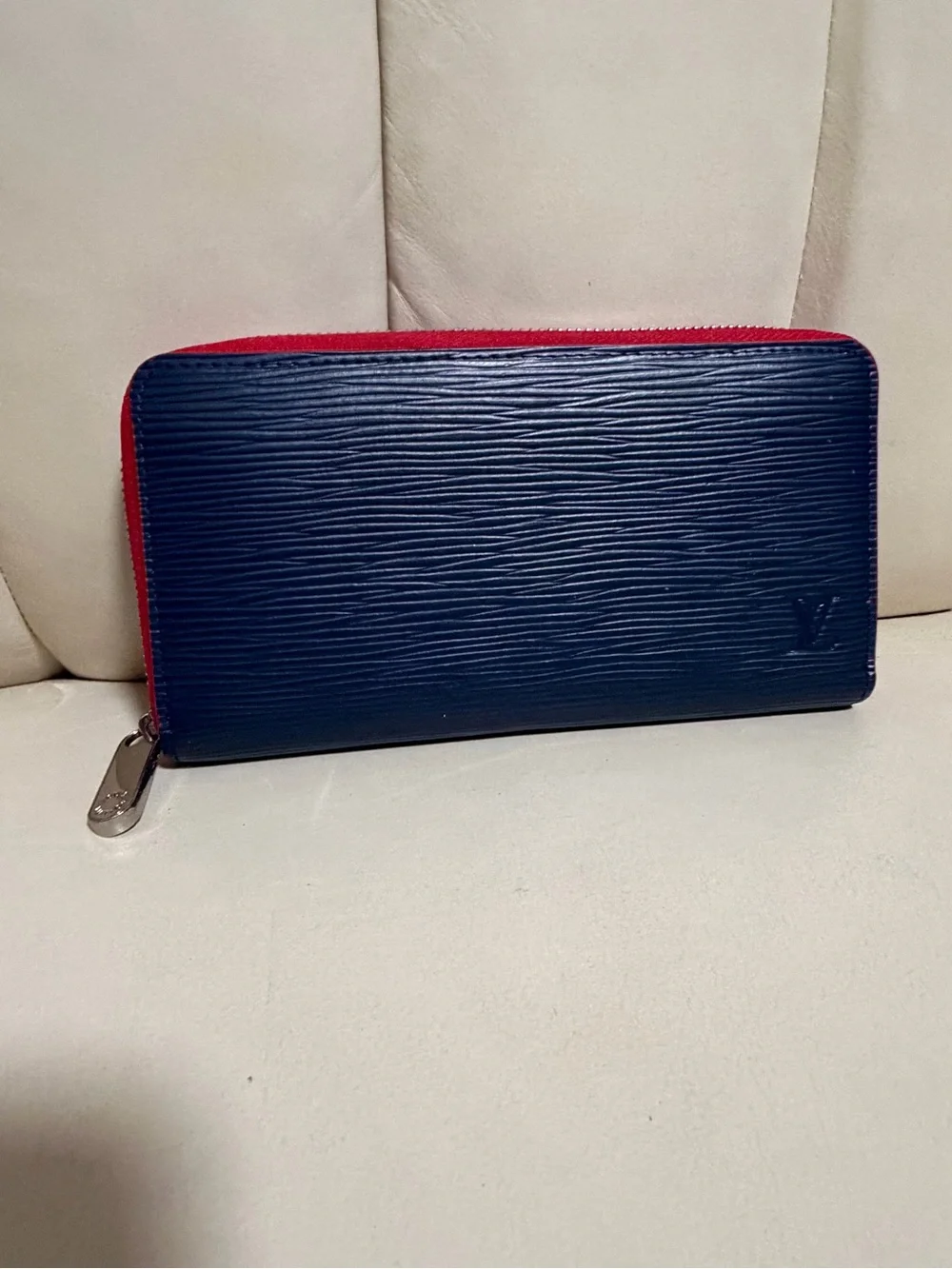 Louis Vuitton classic louis